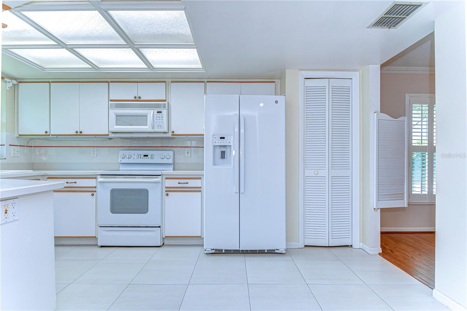 Image 17 of 34 For 13522 Clubside Drive