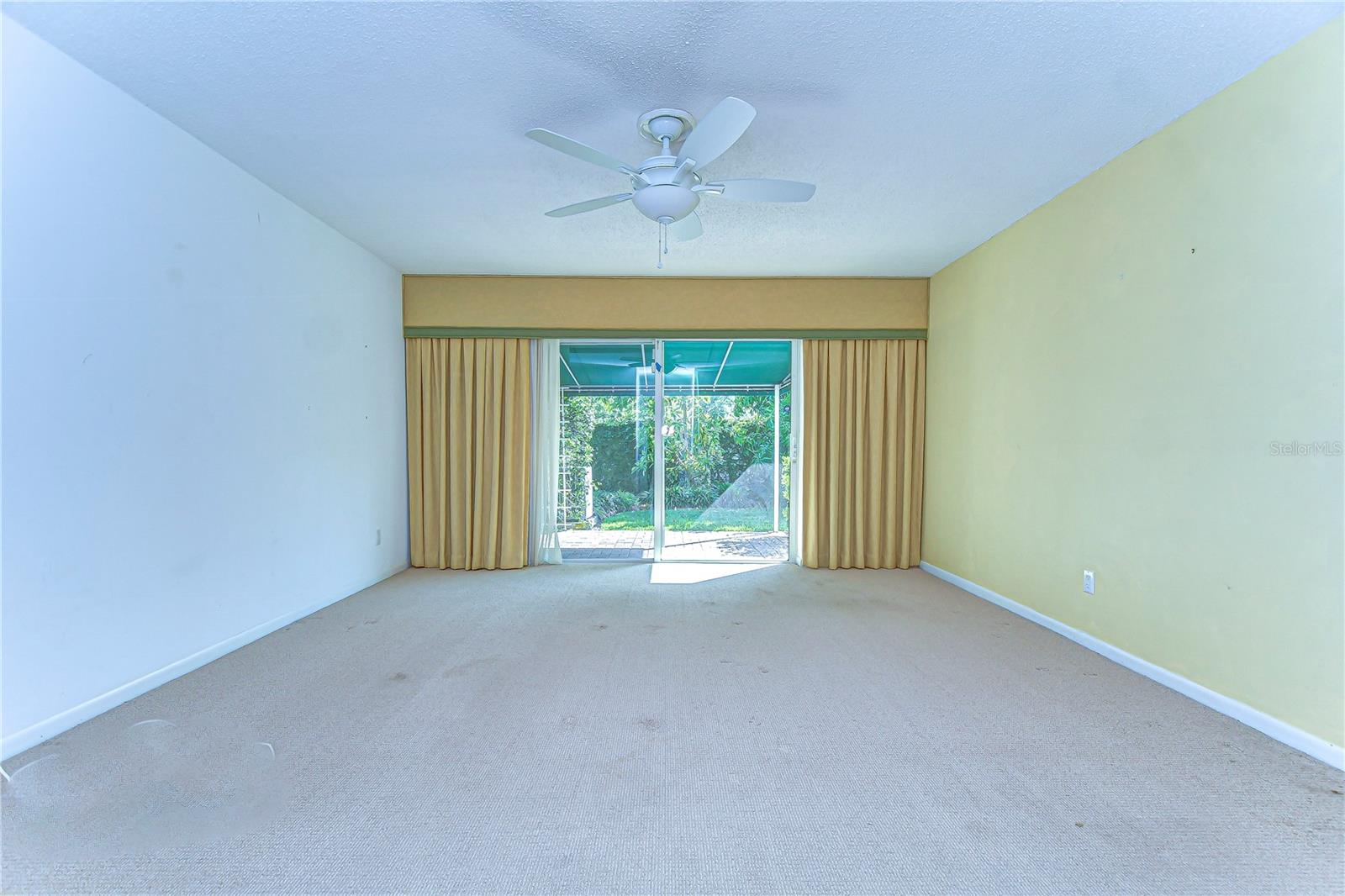 Image 27 of 34 For 13522 Clubside Drive