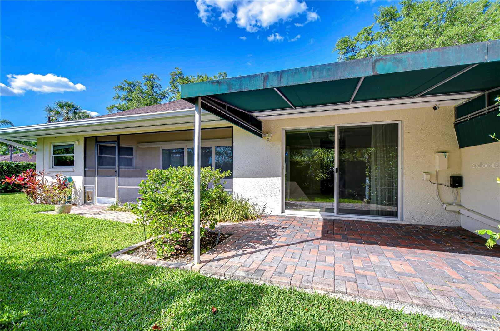 Image 7 of 34 For 13522 Clubside Drive