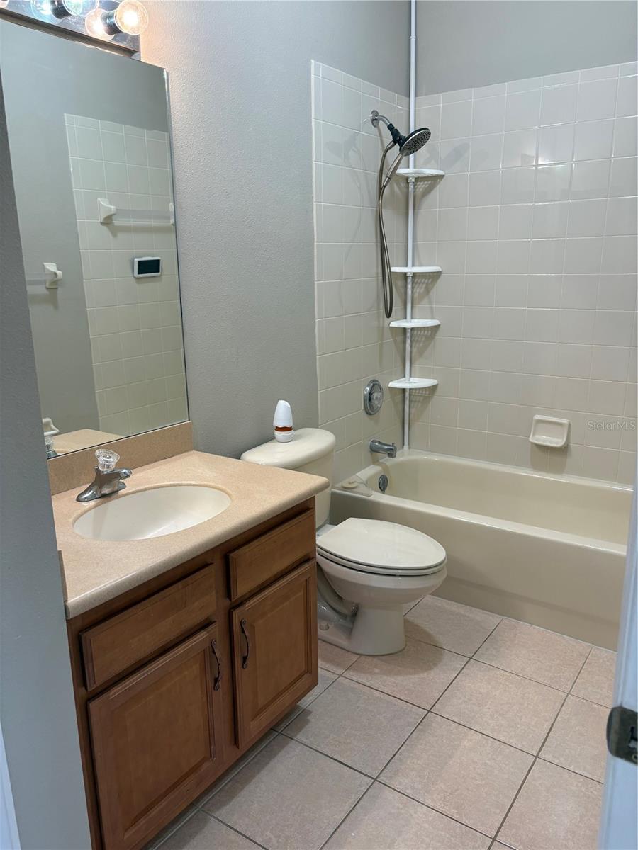Image 26 of 57 For 30042 Mossbank Drive