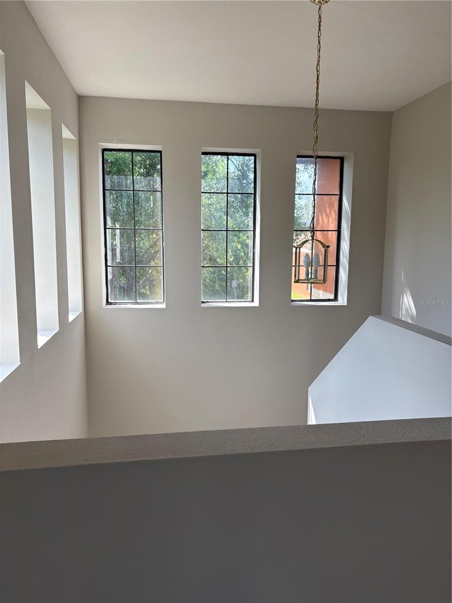 Image 31 of 57 For 30042 Mossbank Drive