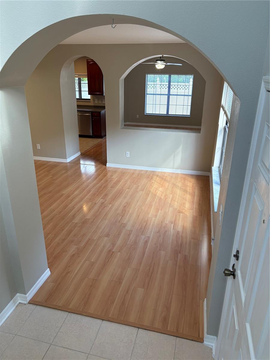 Image 39 of 57 For 30042 Mossbank Drive