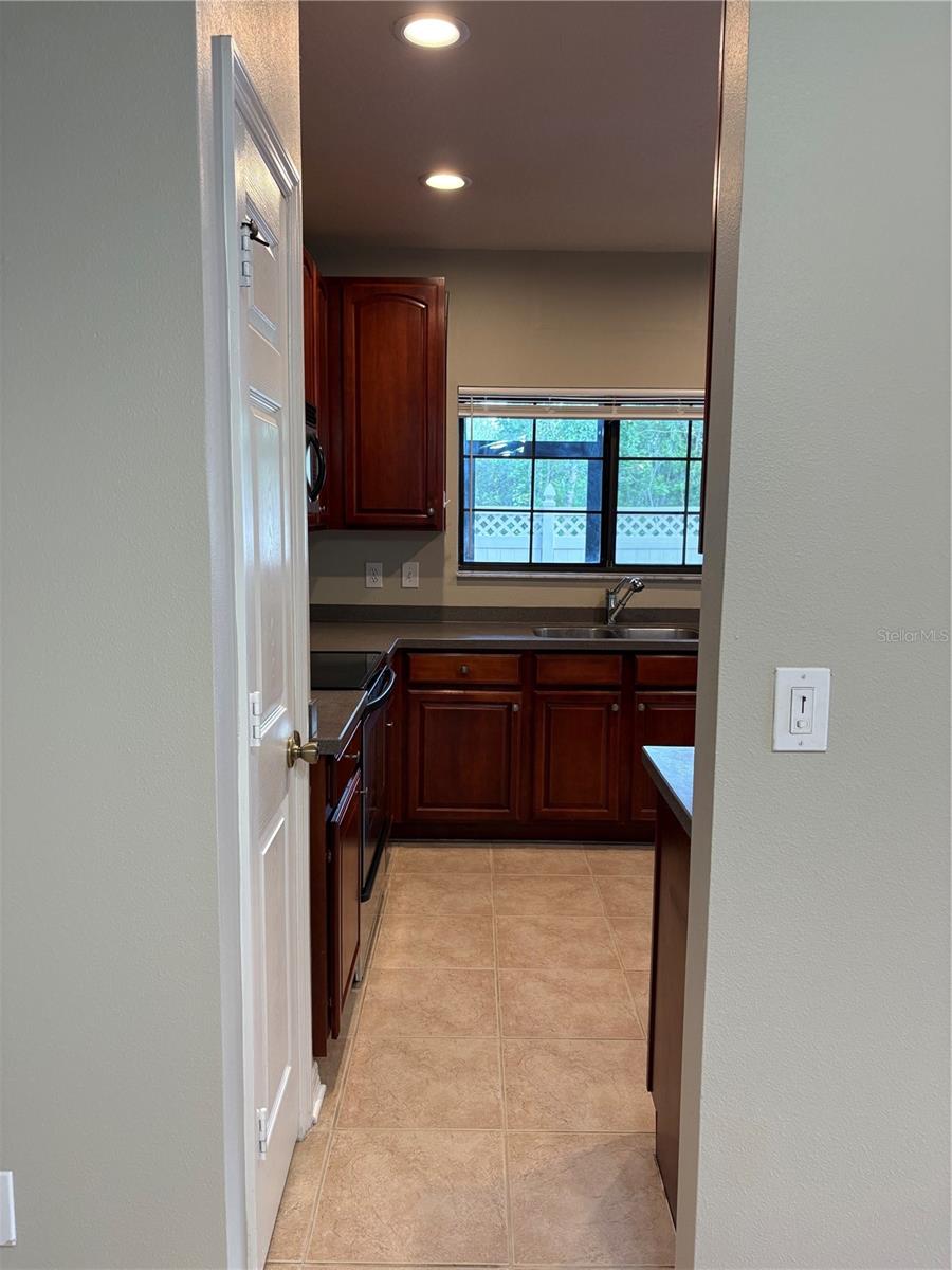Image 44 of 57 For 30042 Mossbank Drive