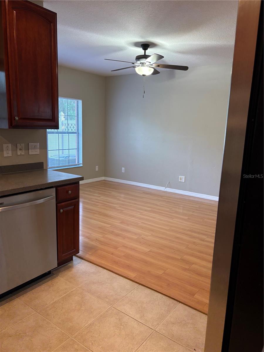 Image 45 of 57 For 30042 Mossbank Drive