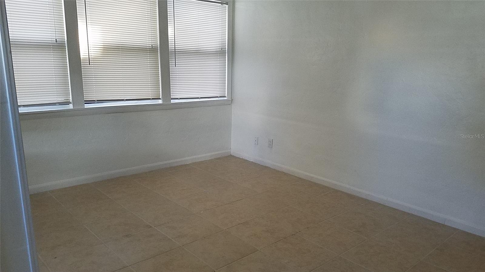 Image 2 of 10 For 560 26th Street S