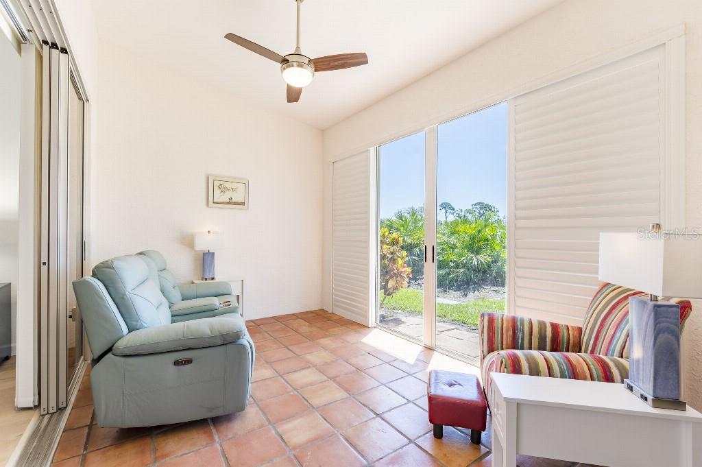 Image 11 of 30 For 6208 Country Club Way
