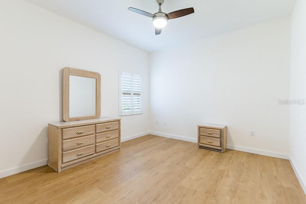 Image 24 of 30 For 6208 Country Club Way