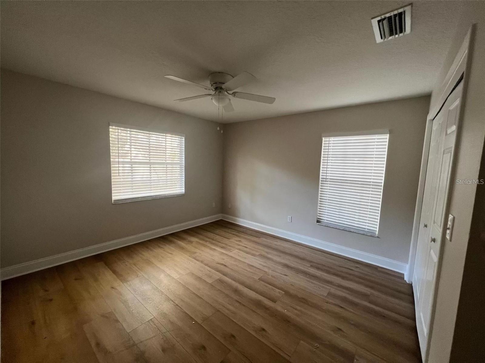 Image 7 of 14 For 3915 Dale Avenue