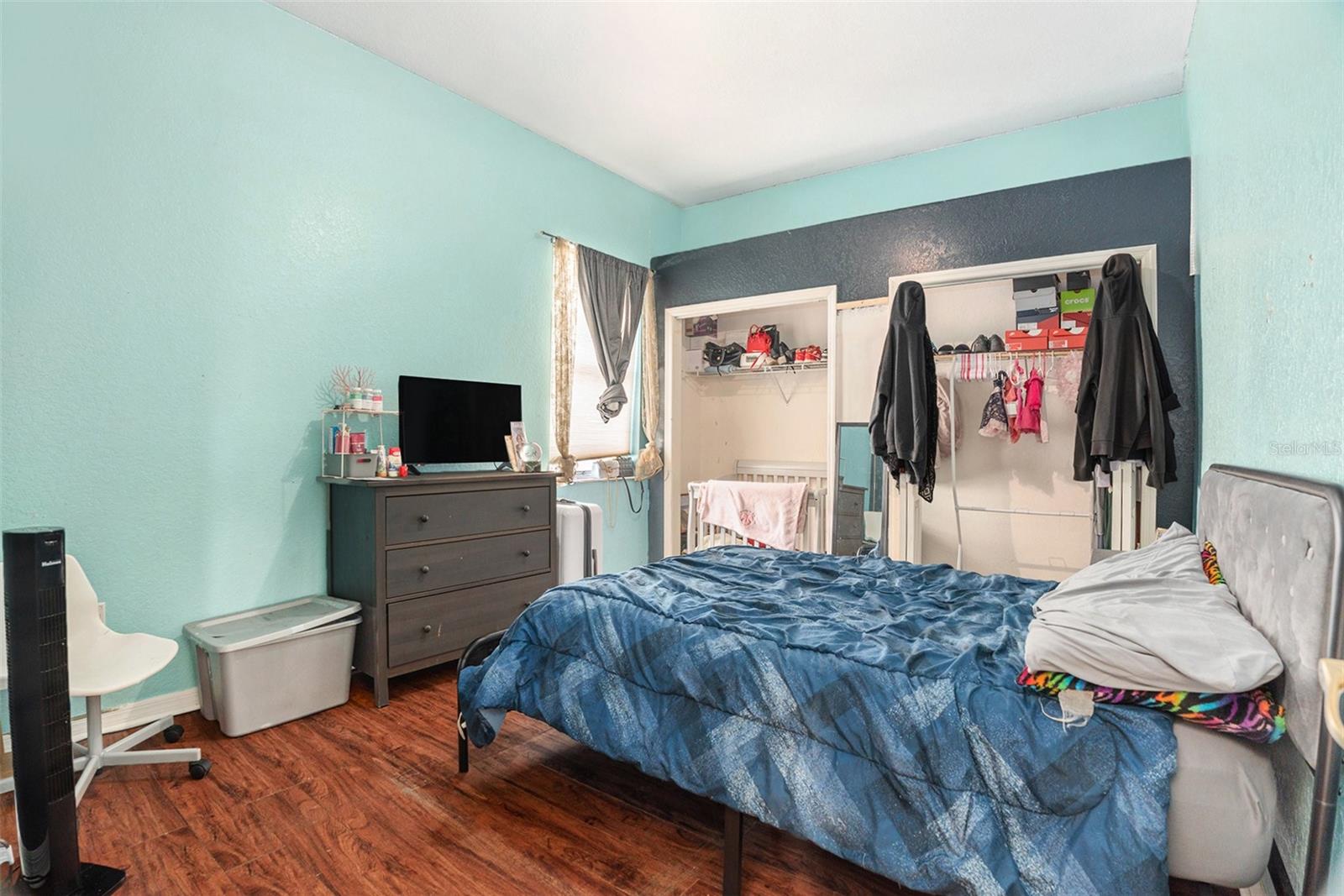 Image 21 of 28 For 13403 Bolton Court
