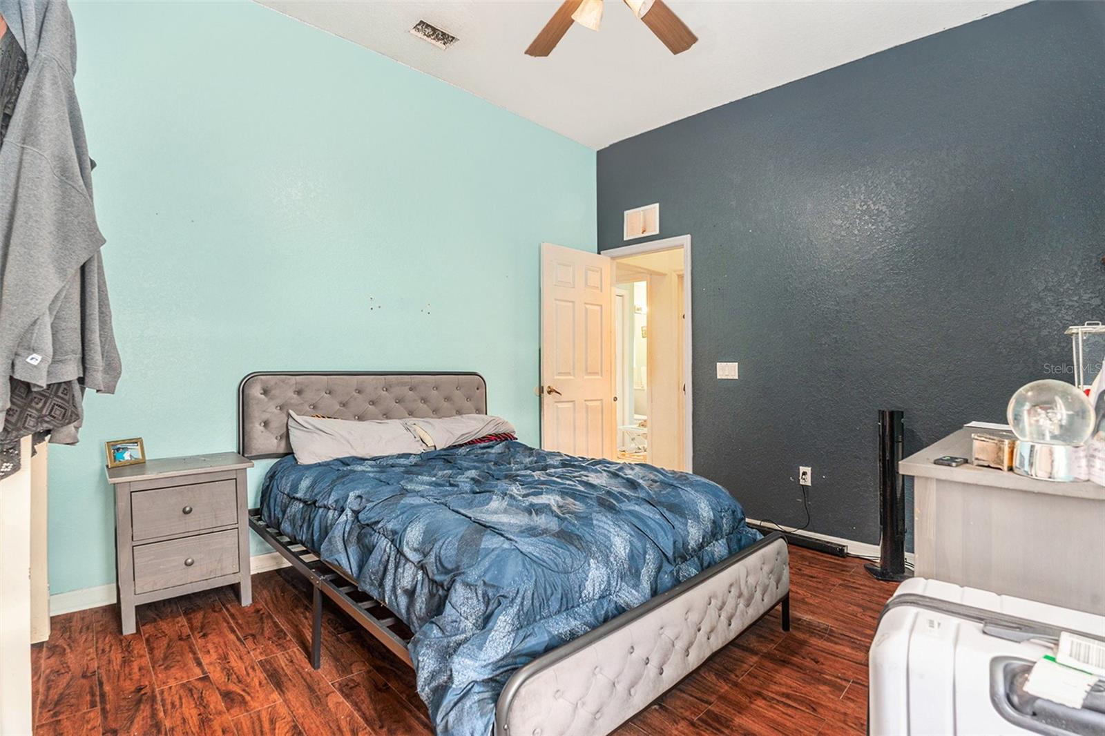 Image 22 of 28 For 13403 Bolton Court