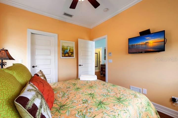 Image 17 of 63 For 4808 Gulf Drive B