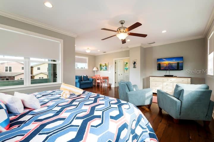 Image 18 of 63 For 4808 Gulf Drive B