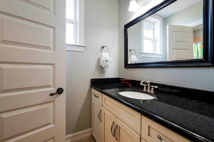 Image 22 of 63 For 4808 Gulf Drive B