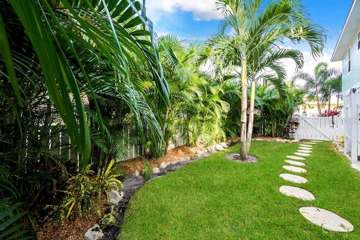 Image 54 of 63 For 4808 Gulf Drive B
