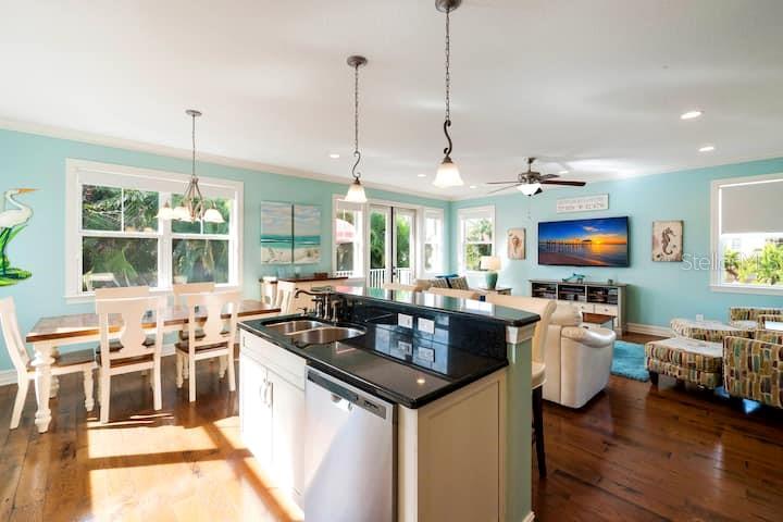 Image 6 of 63 For 4808 Gulf Drive B