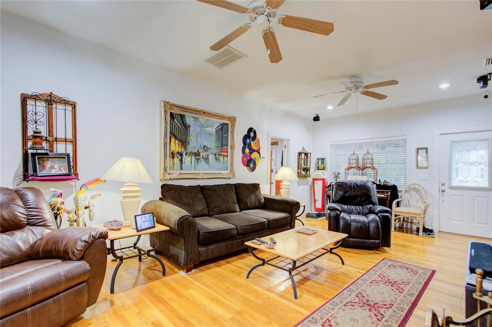 Image 11 of 66 For 921 24th Avenue N
