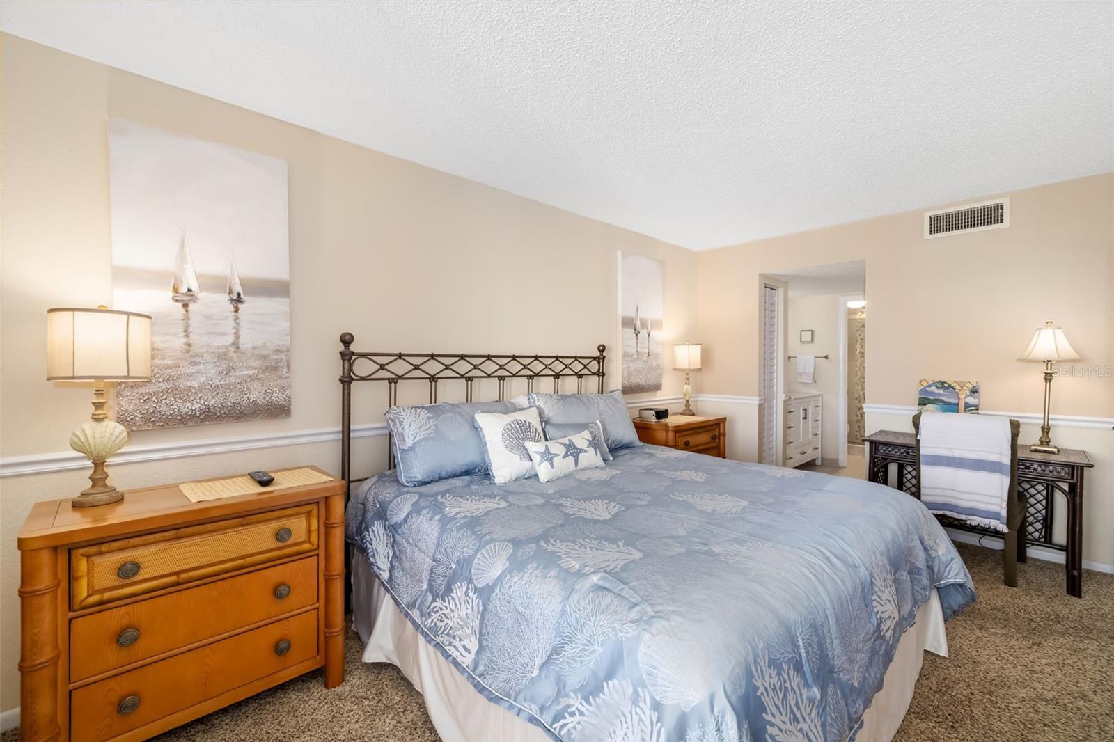 Image 5 of 36 For 6357 Bahia Del Mar Boulevard 403