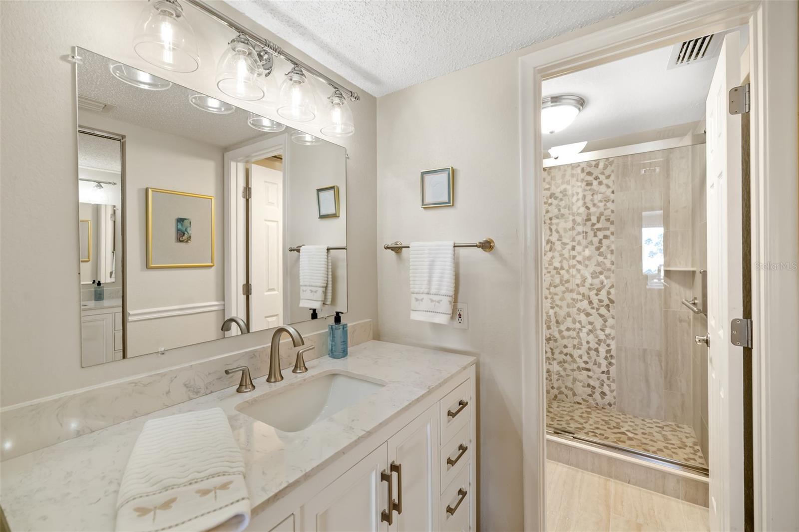 Image 8 of 36 For 6357 Bahia Del Mar Boulevard 403