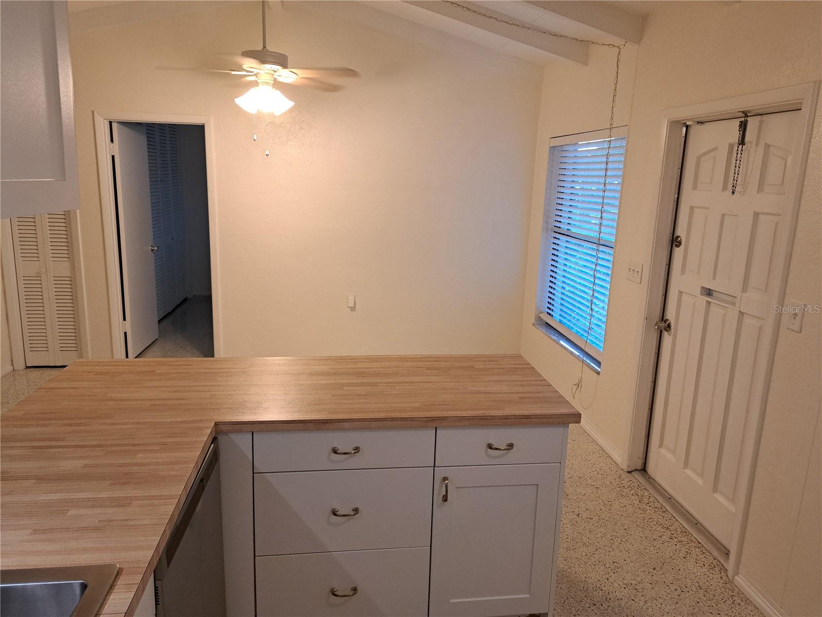 Image 3 of 13 For 754 71st Avenue N
