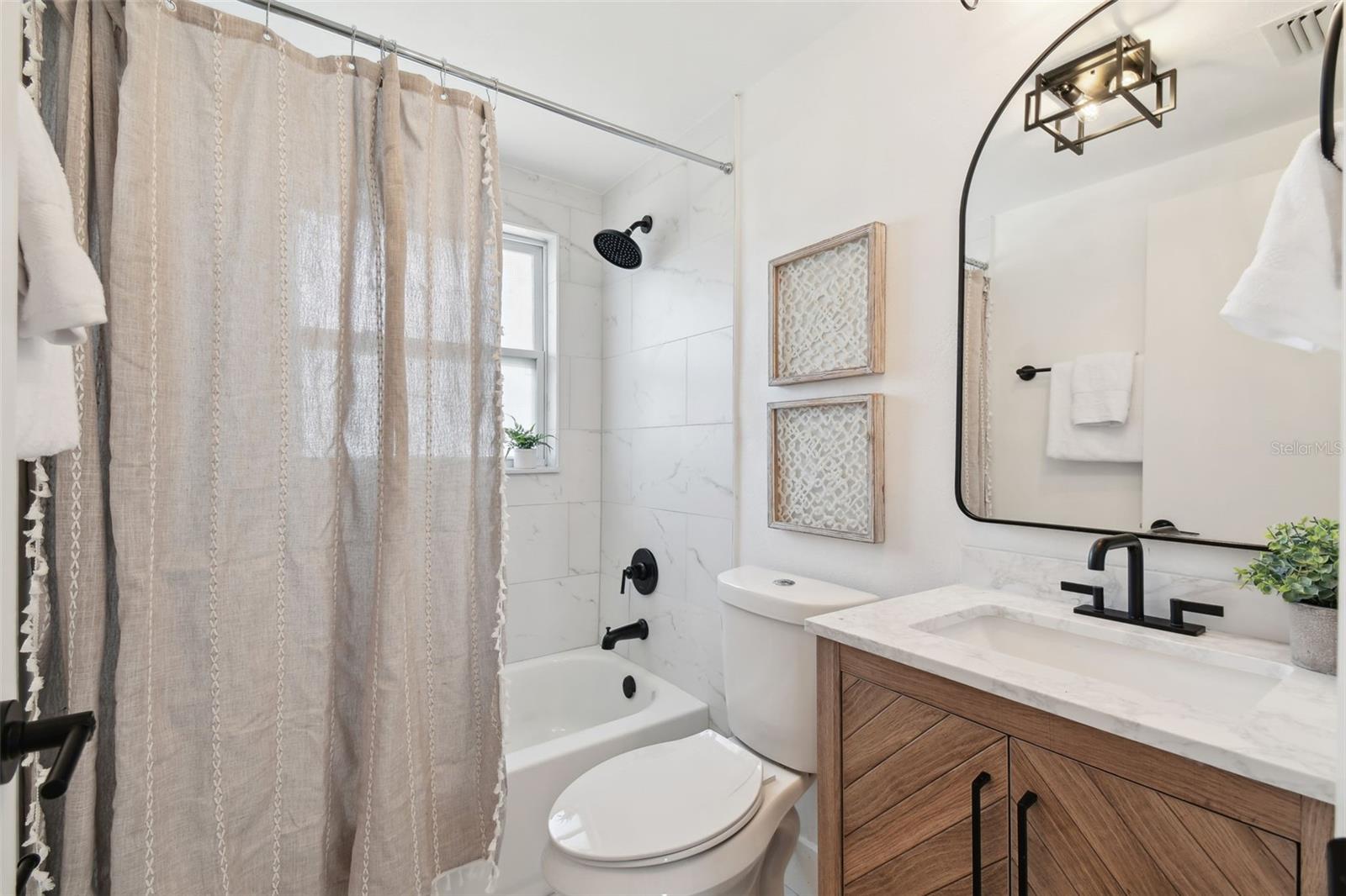 Image 30 of 65 For 13617 Frances Avenue