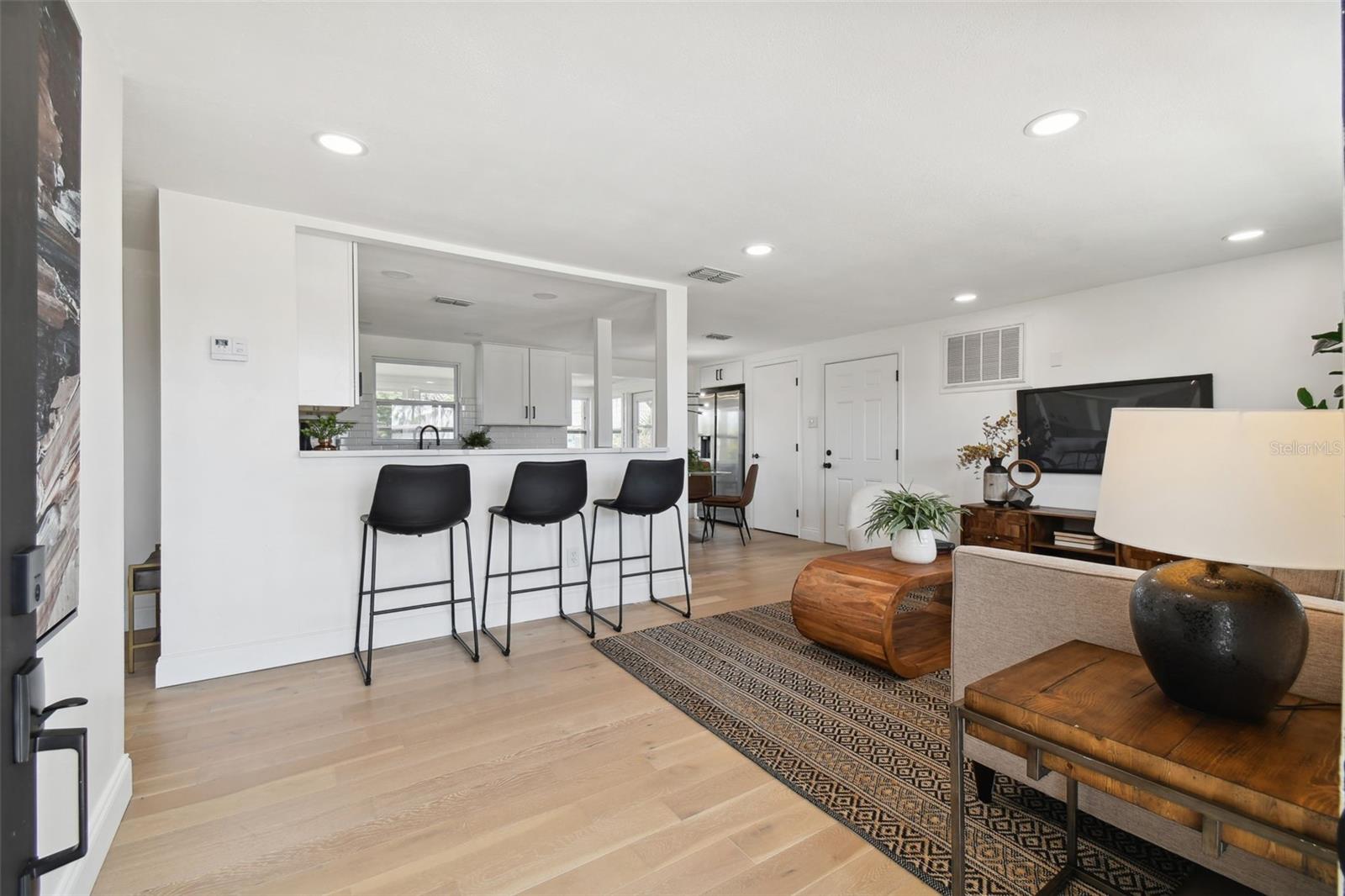Image 7 of 65 For 13617 Frances Avenue