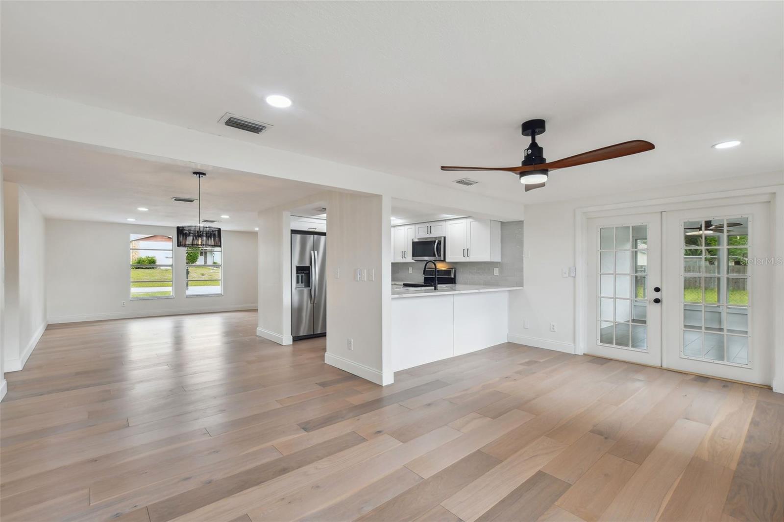 Image 27 of 53 For 8512 Longboat Lane