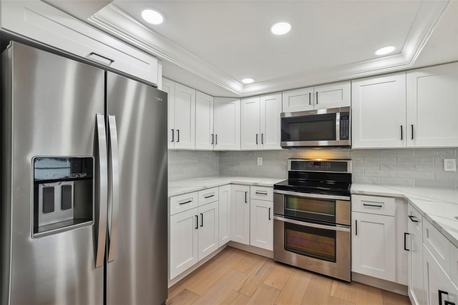Image 31 of 53 For 8512 Longboat Lane