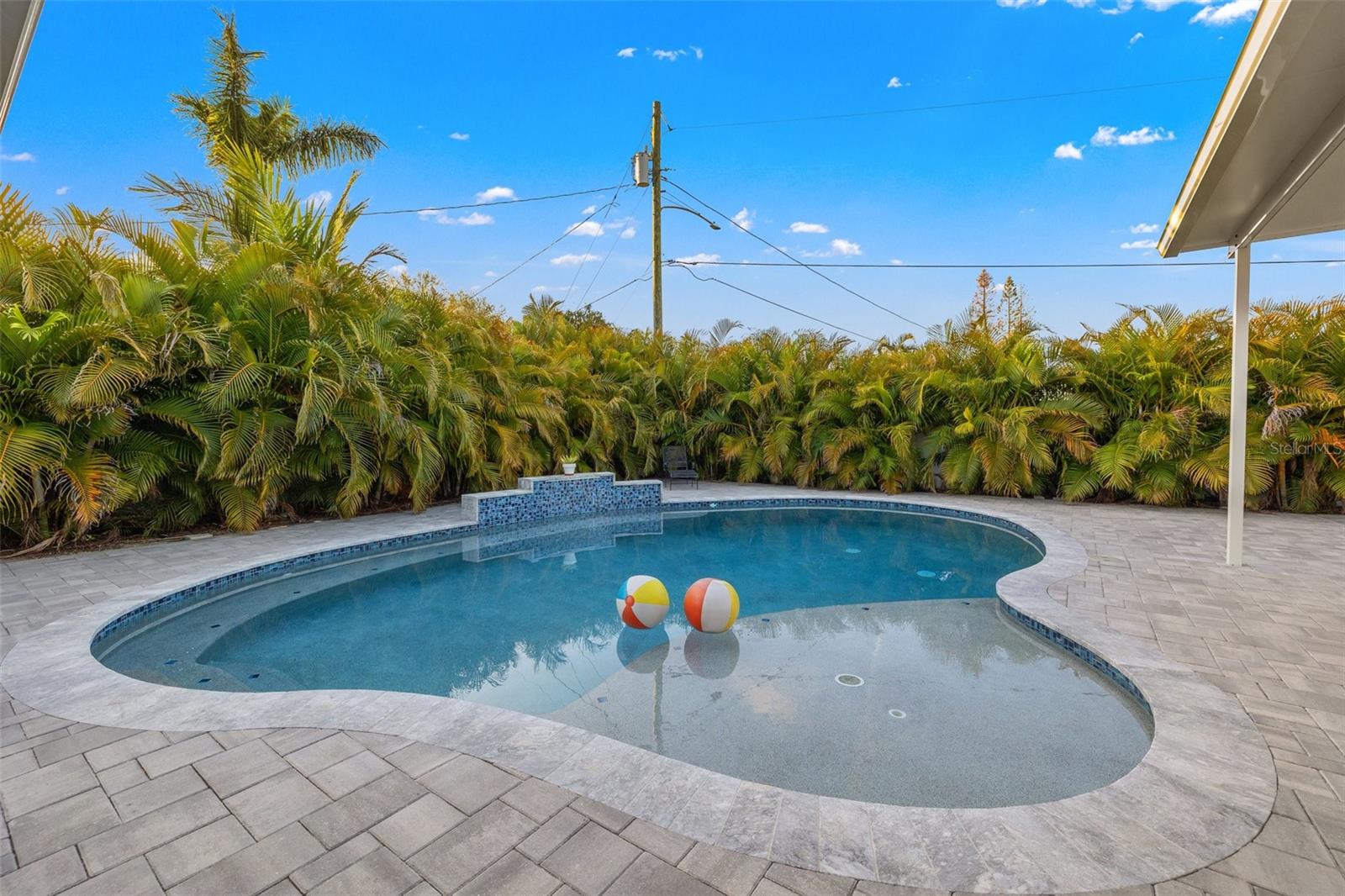 Image 14 of 25 For 8801 Sunlit Cove Drive Ne
