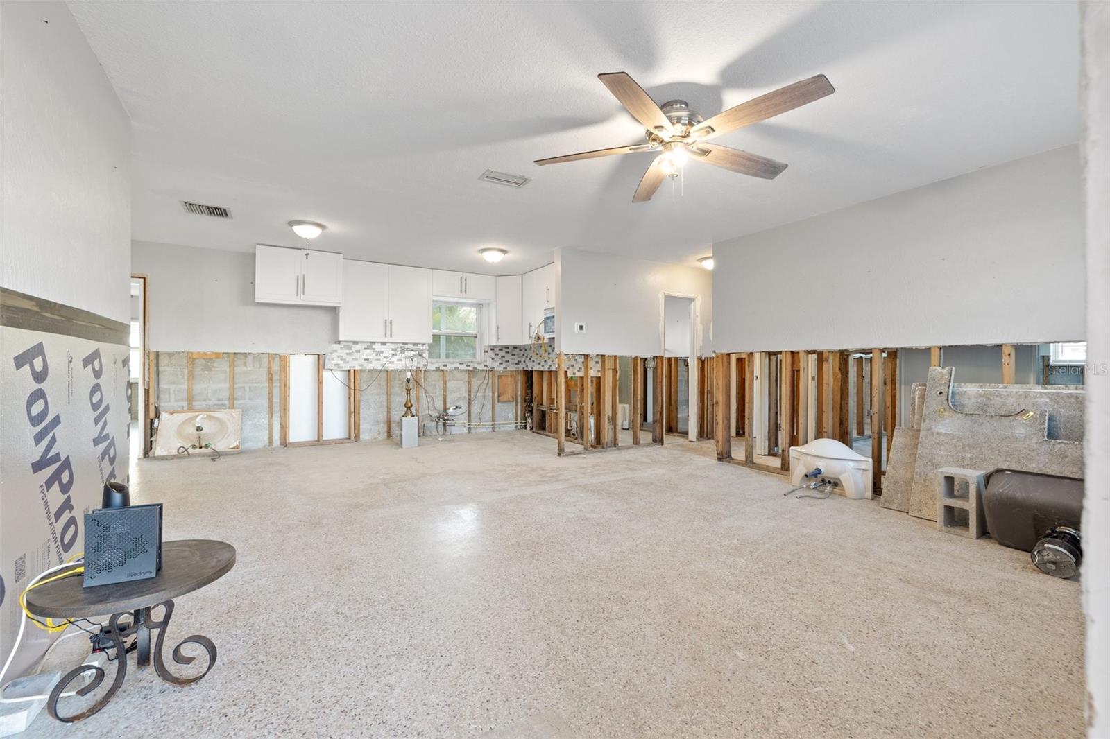 Image 4 of 25 For 8801 Sunlit Cove Drive Ne