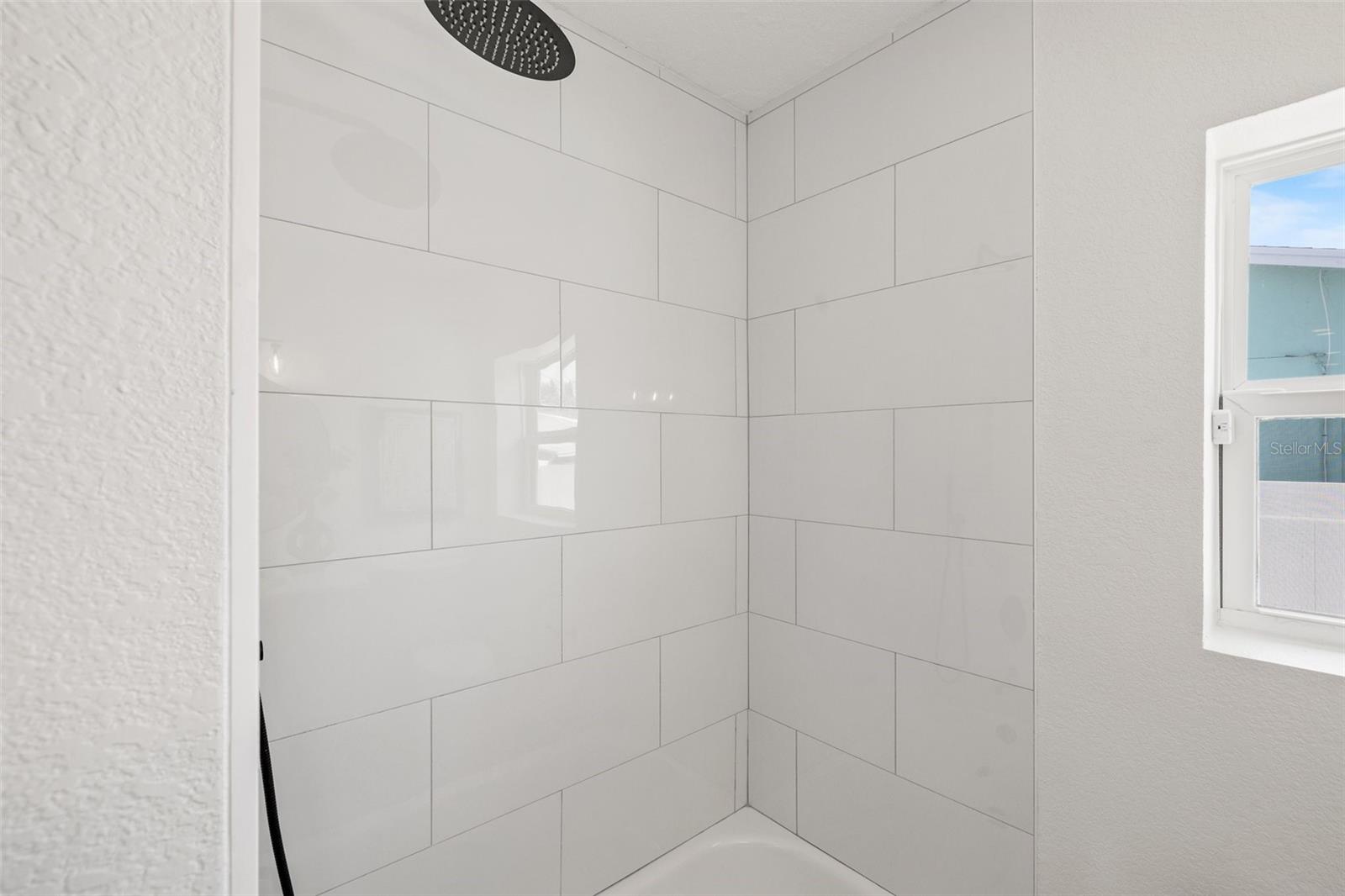 Image 33 of 64 For 864 Mandalay Avenue