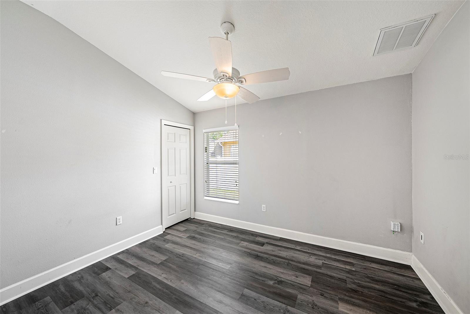 Image 23 of 30 For 5189 Brackenwood Drive