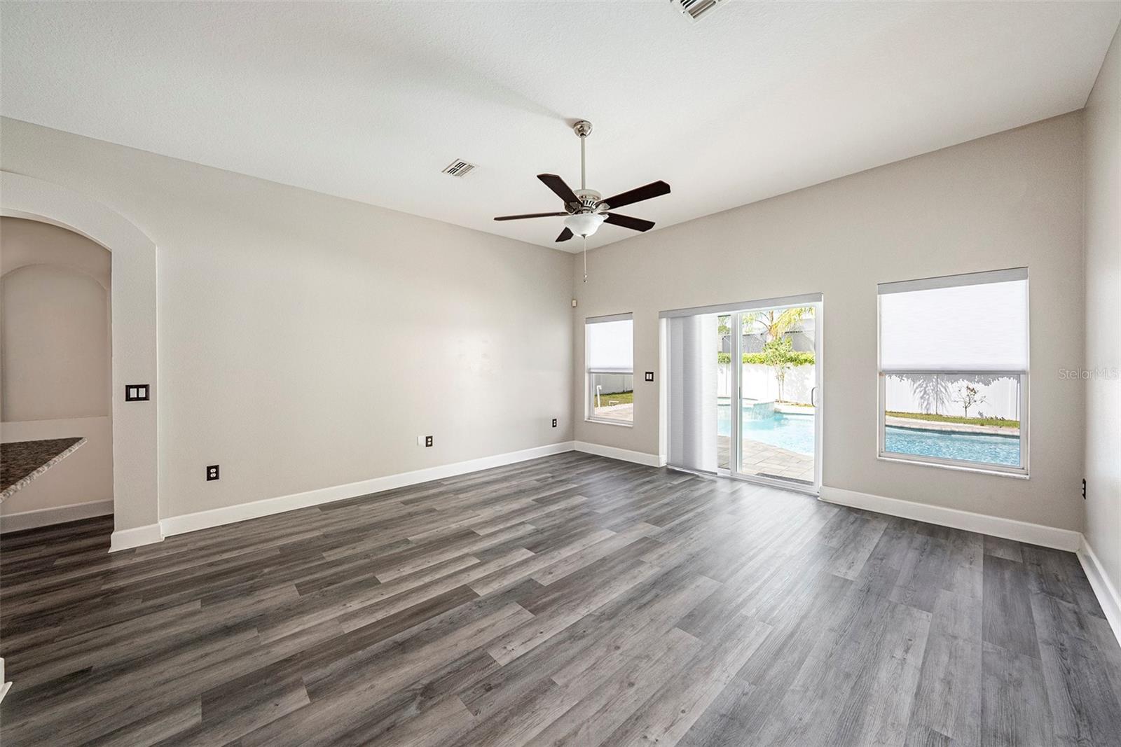 Image 6 of 30 For 5189 Brackenwood Drive