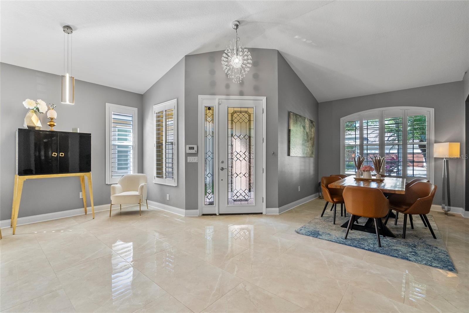 Image 3 of 41 For 10602 Rochester Way