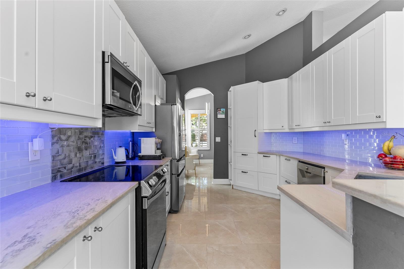 Image 7 of 41 For 10602 Rochester Way