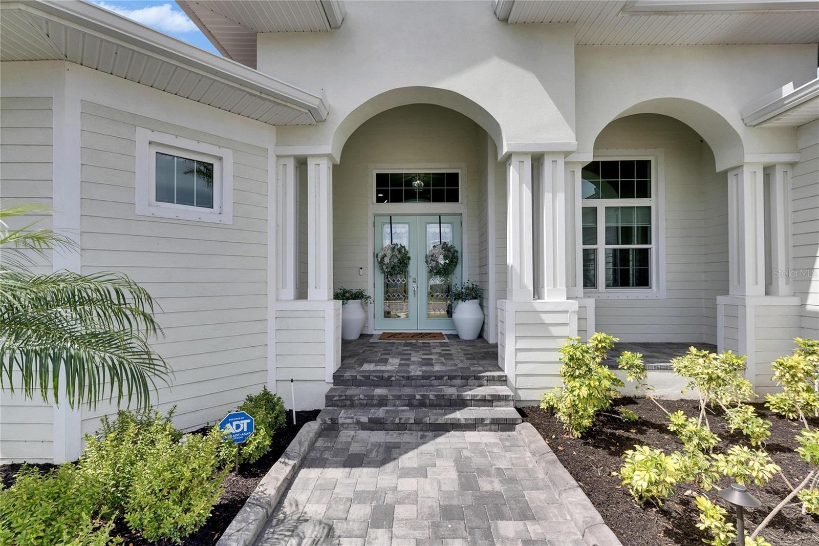 Image 11 of 100 For 706 Manns Harbor Drive