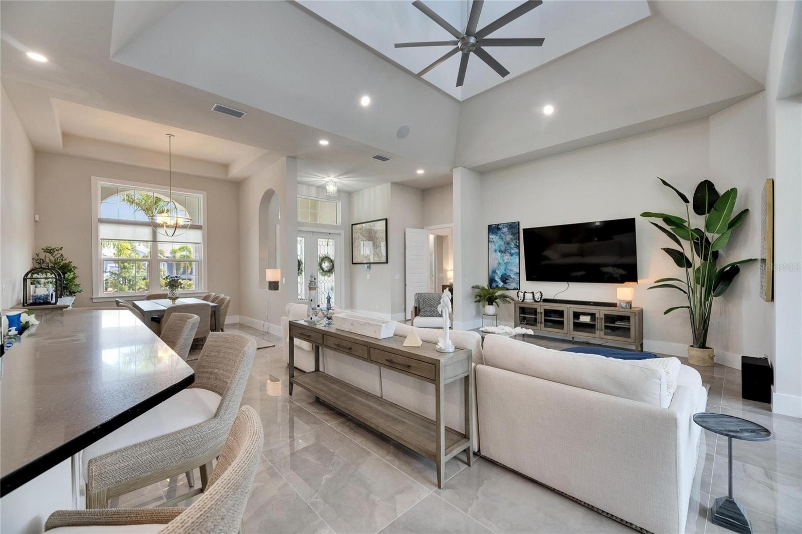 Image 21 of 100 For 706 Manns Harbor Drive
