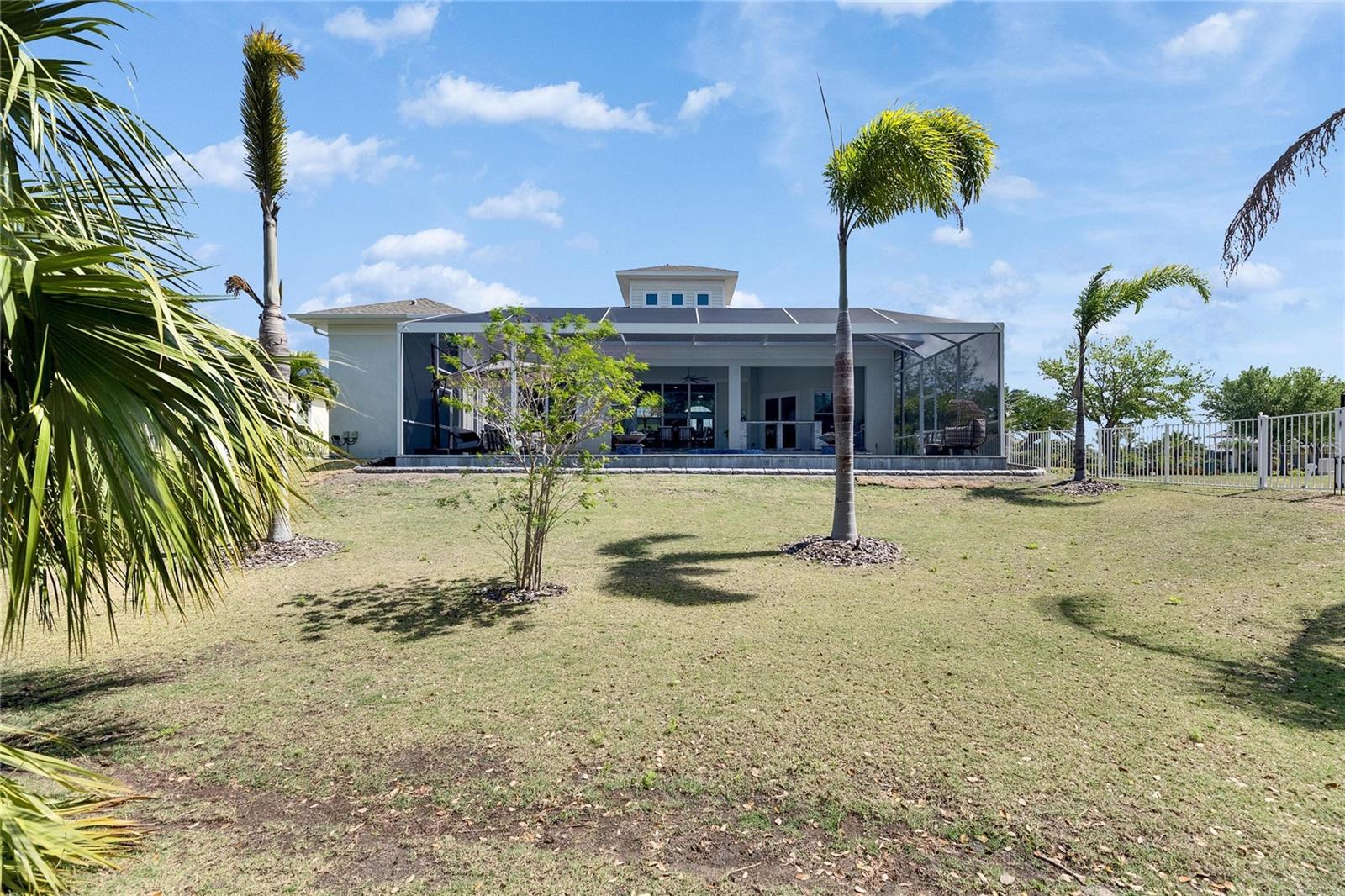 Image 75 of 100 For 706 Manns Harbor Drive