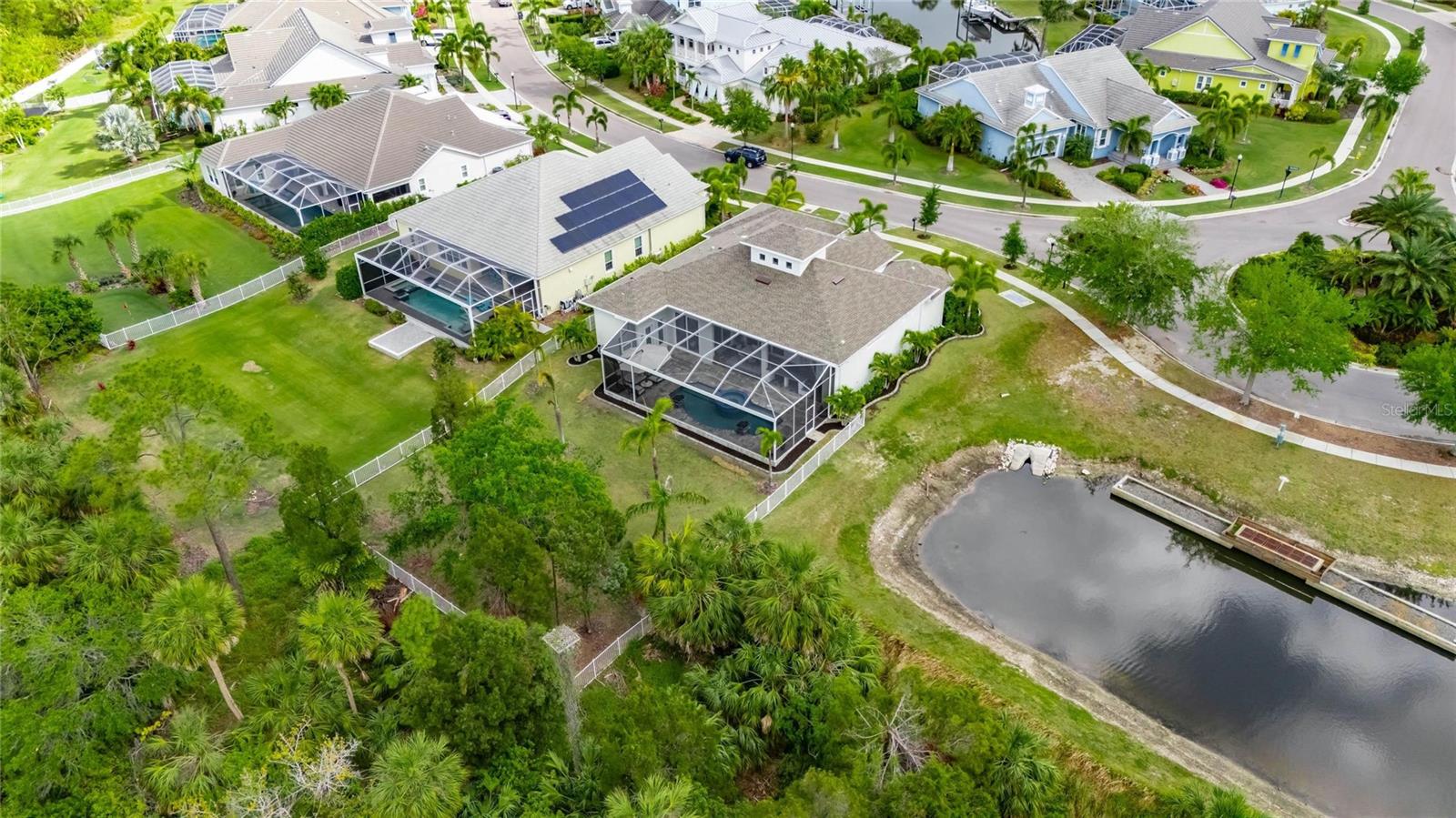 Image 79 of 100 For 706 Manns Harbor Drive