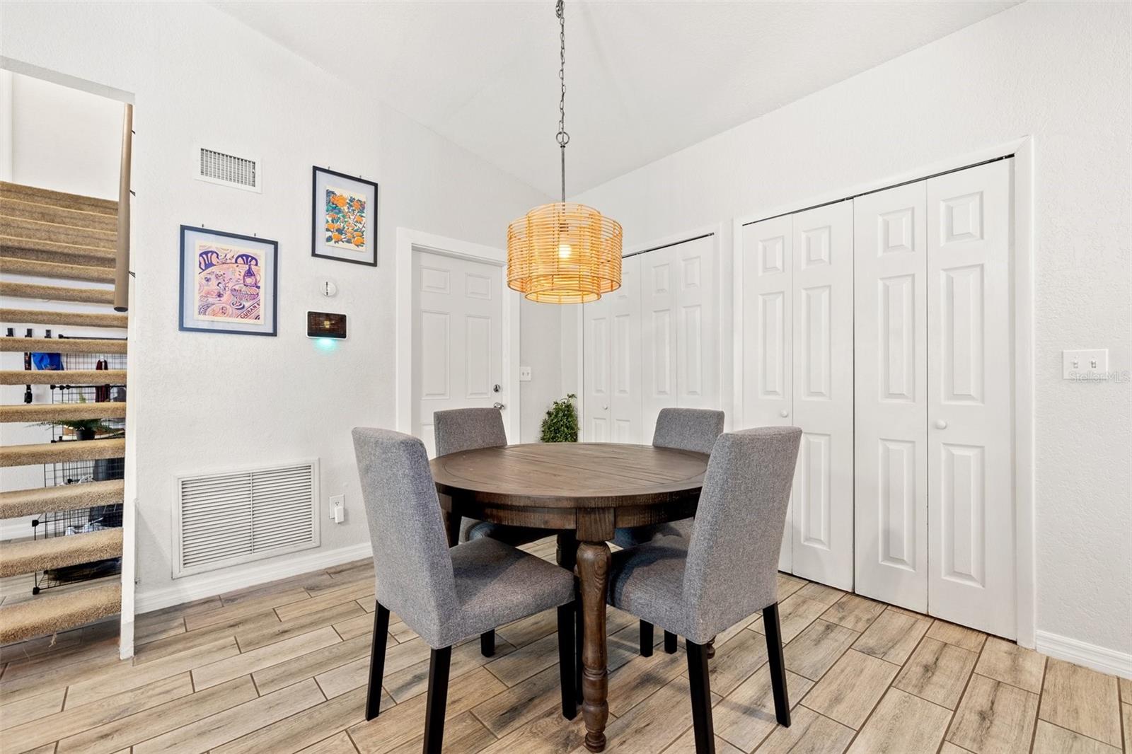 Image 10 of 35 For 7134 2nd Street N