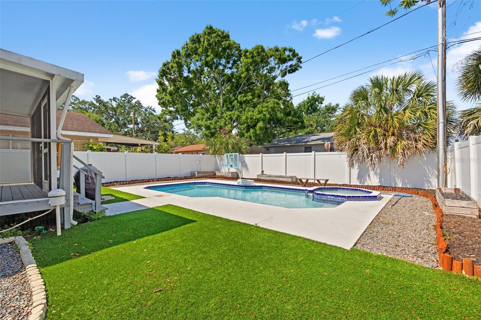 Image 27 of 35 For 7134 2nd Street N