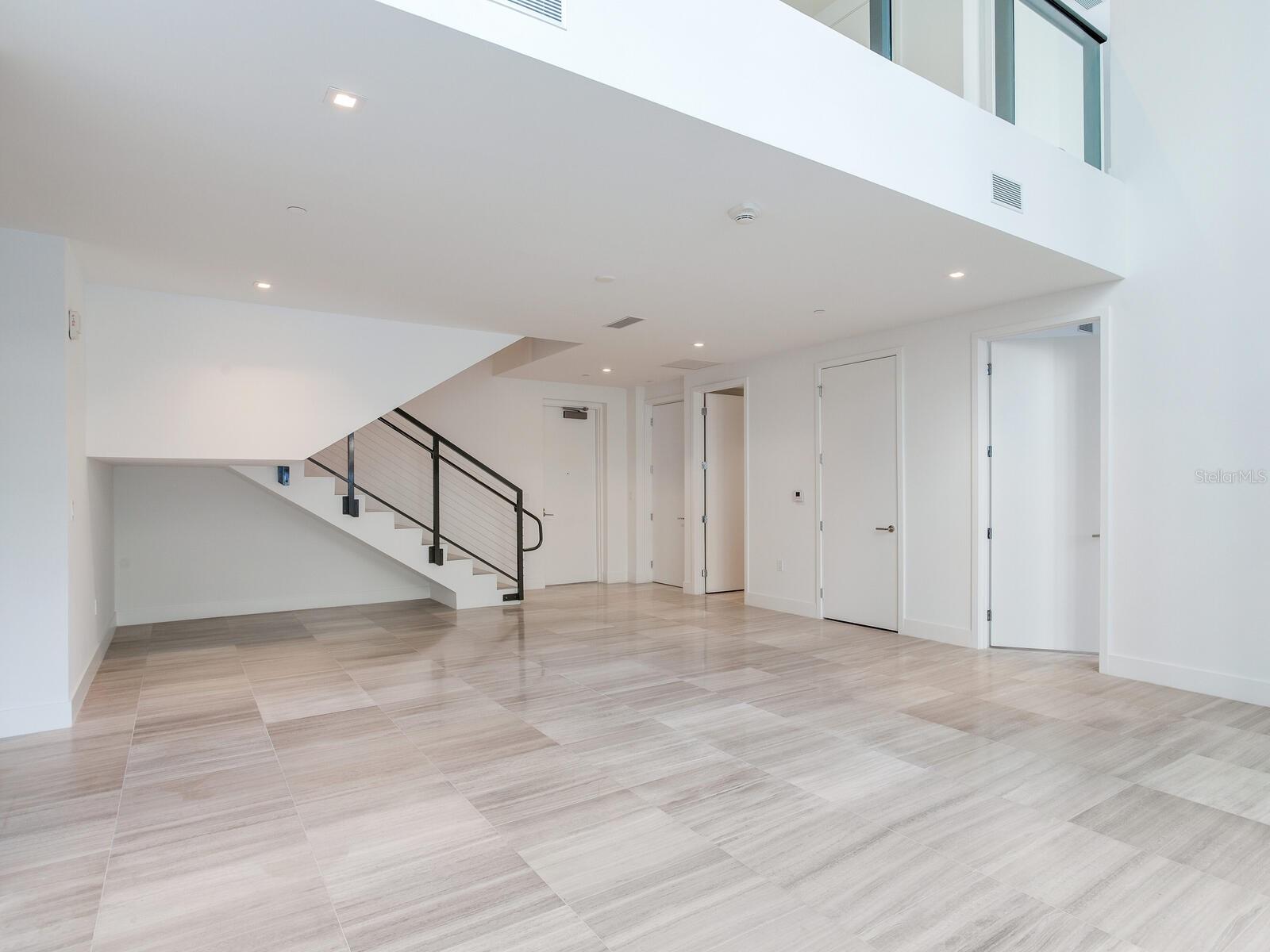 Image 39 of 99 For 3020 Santiago Street 4