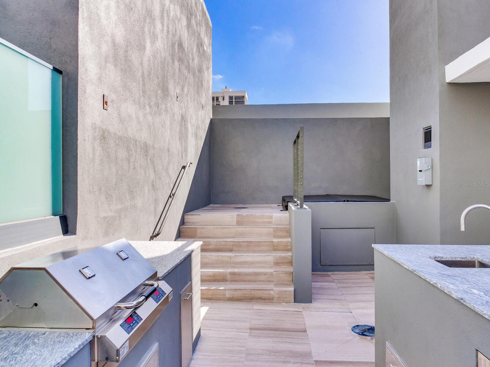 Image 97 of 99 For 3020 Santiago Street 4