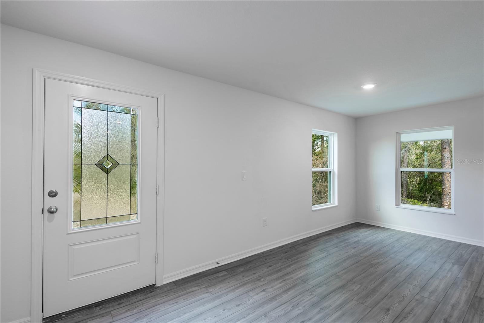 Image 7 of 18 For 591 Bay Leaf Drive