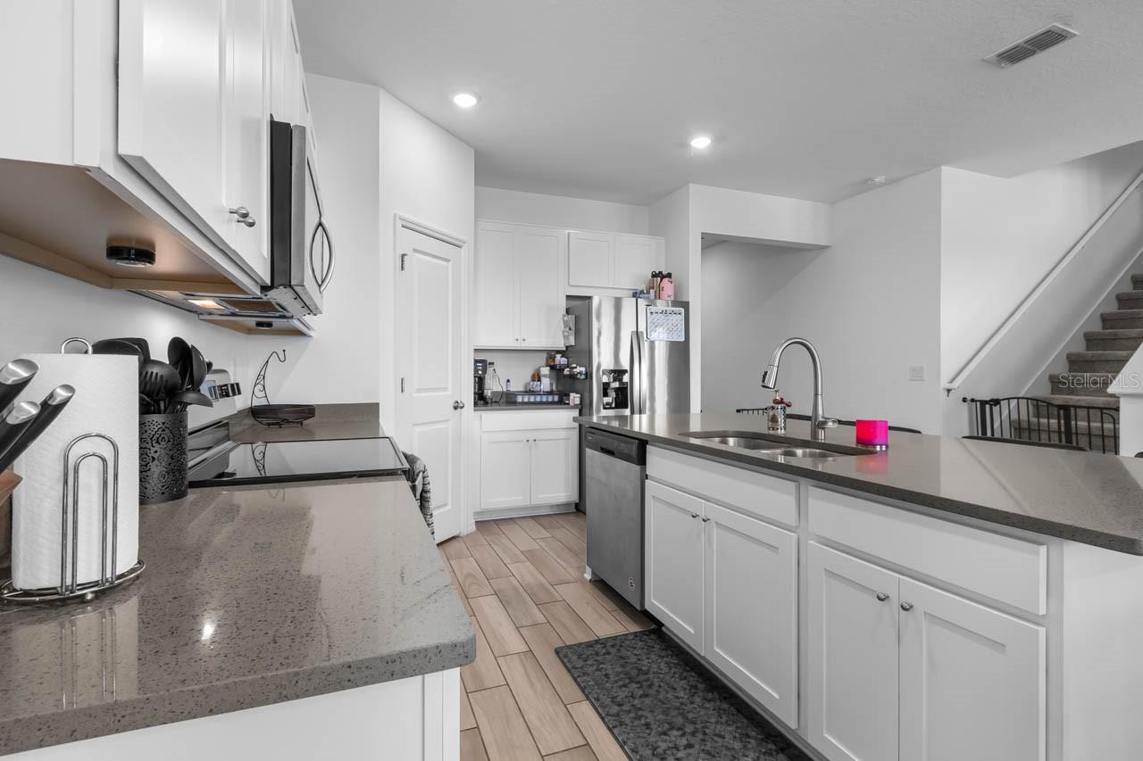 Image 7 of 41 For 13821 Kinsale Street