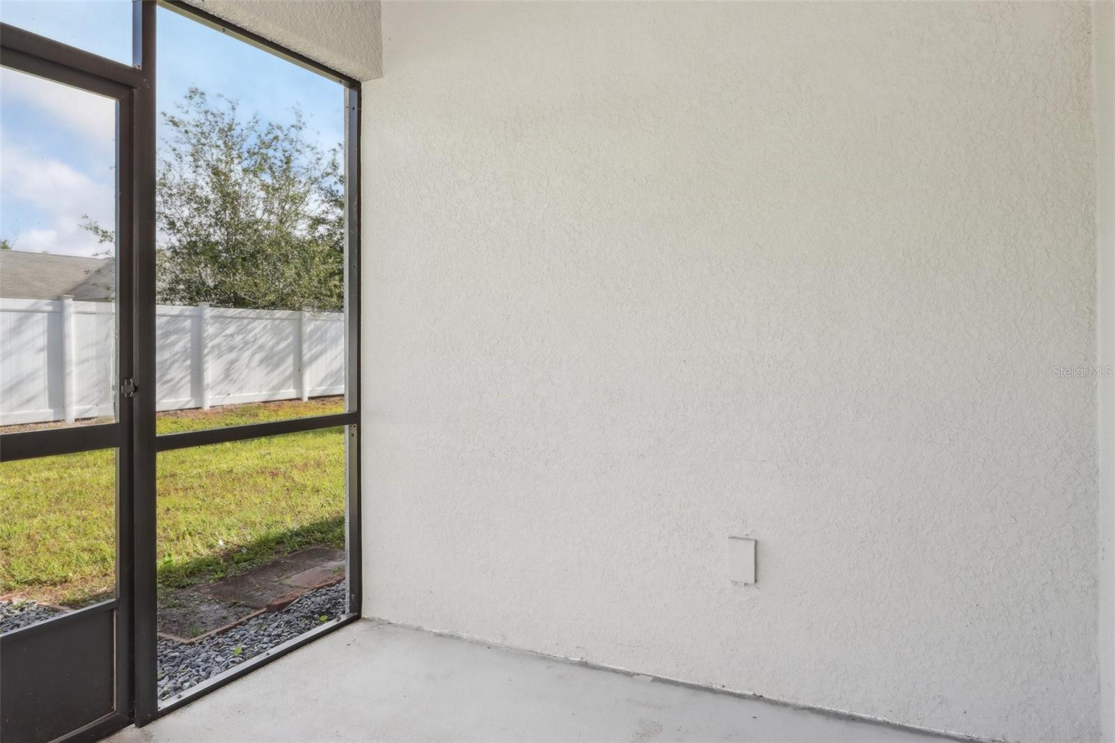 Image 15 of 18 For 10779 Marlberry Way
