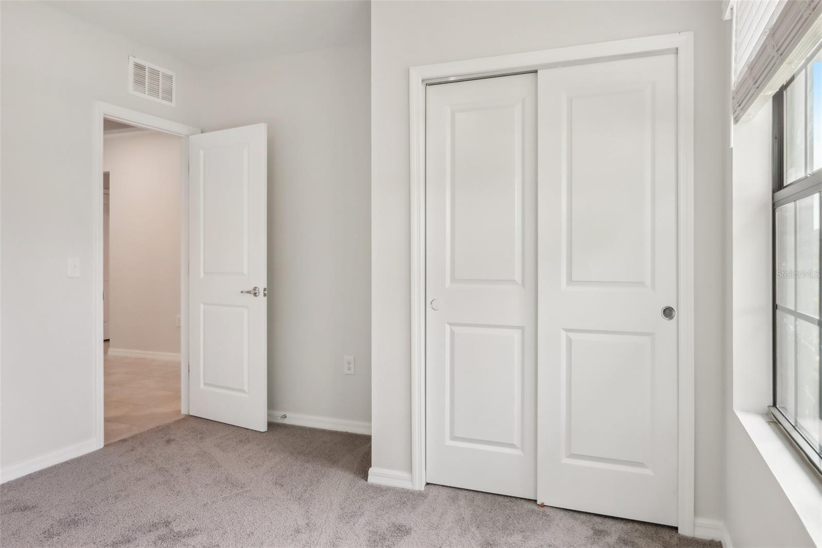 Image 7 of 18 For 10779 Marlberry Way