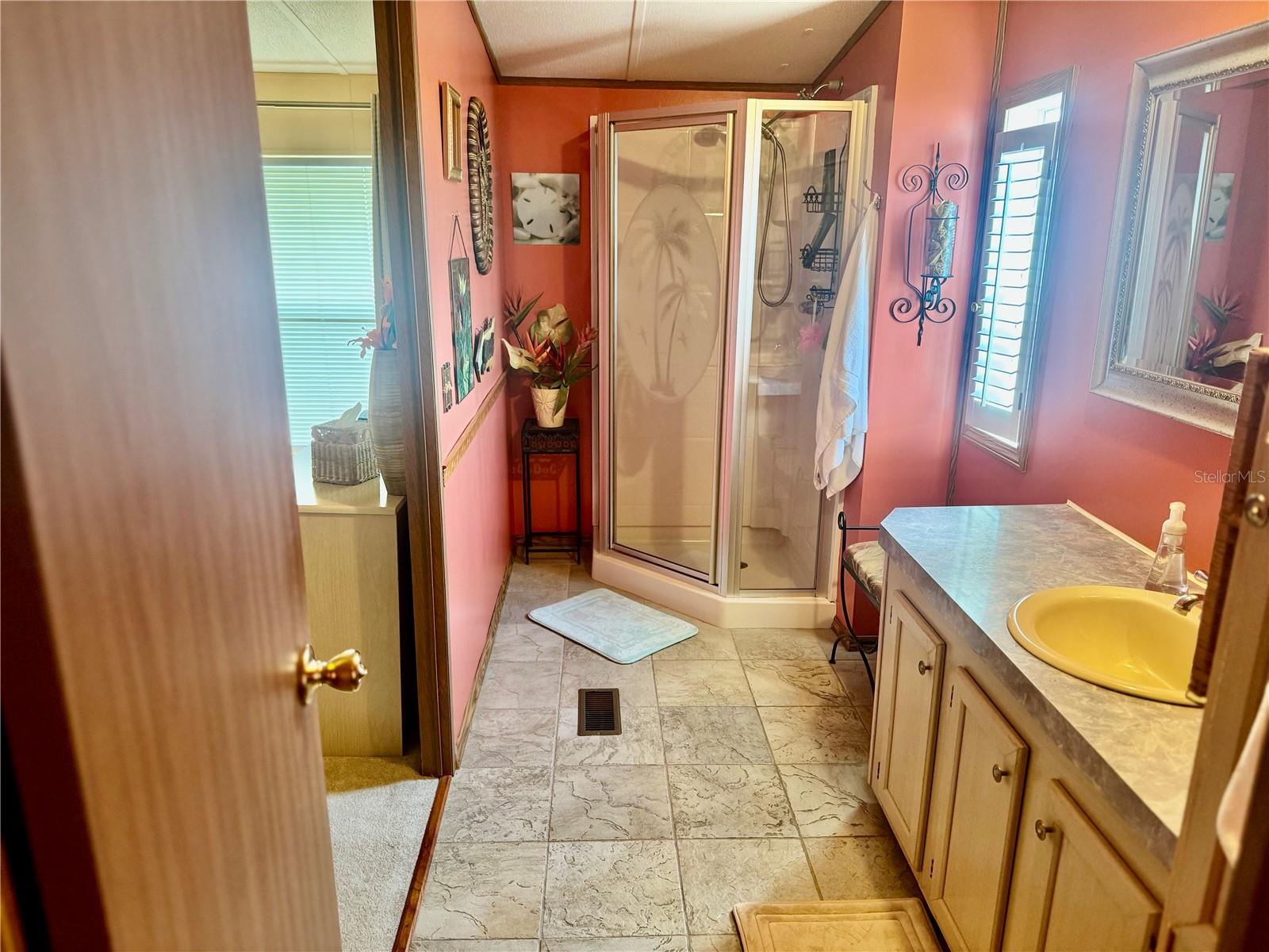 Image 29 of 40 For 11300 124th Avenue 63