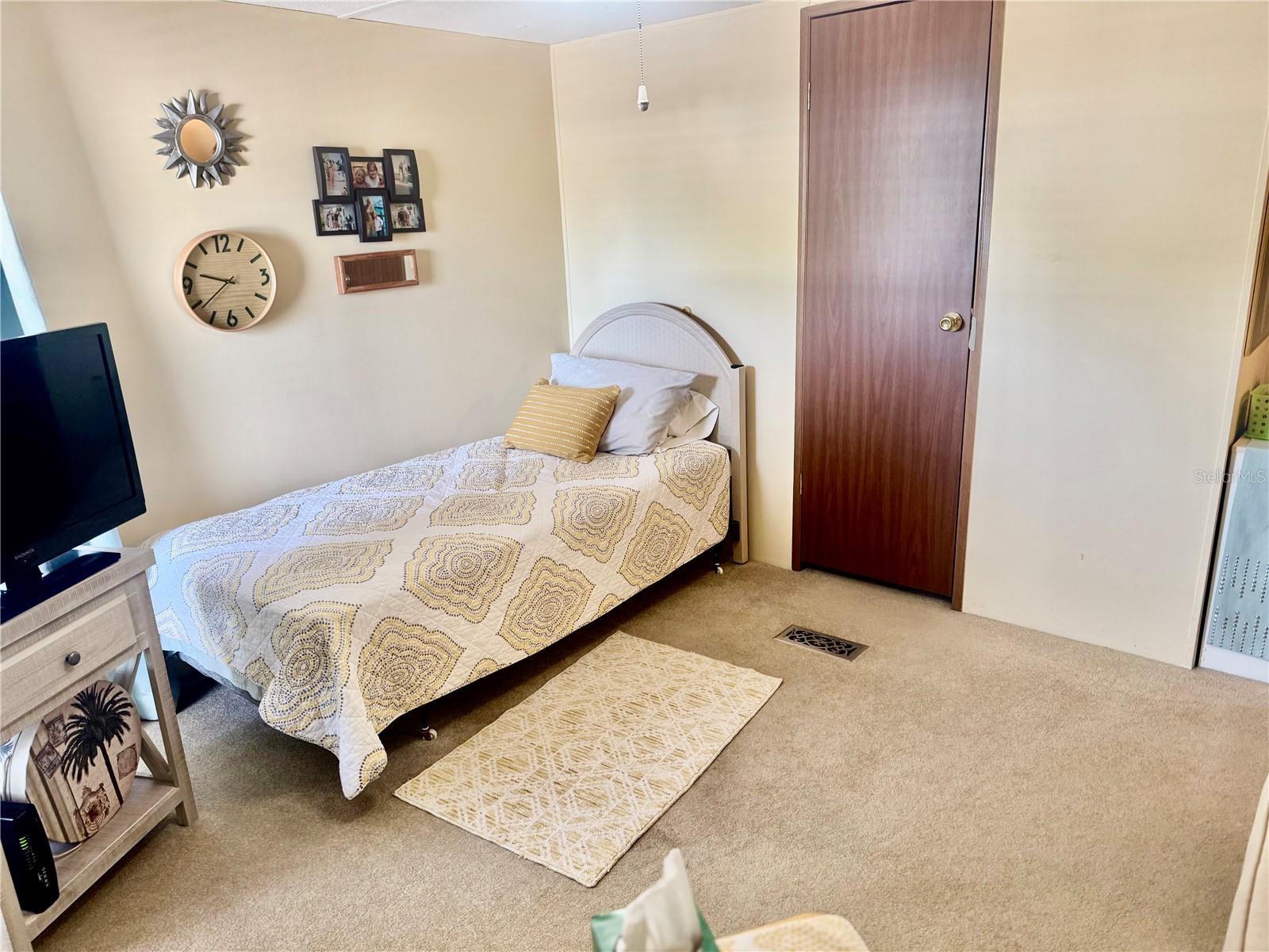 Image 35 of 40 For 11300 124th Avenue 63