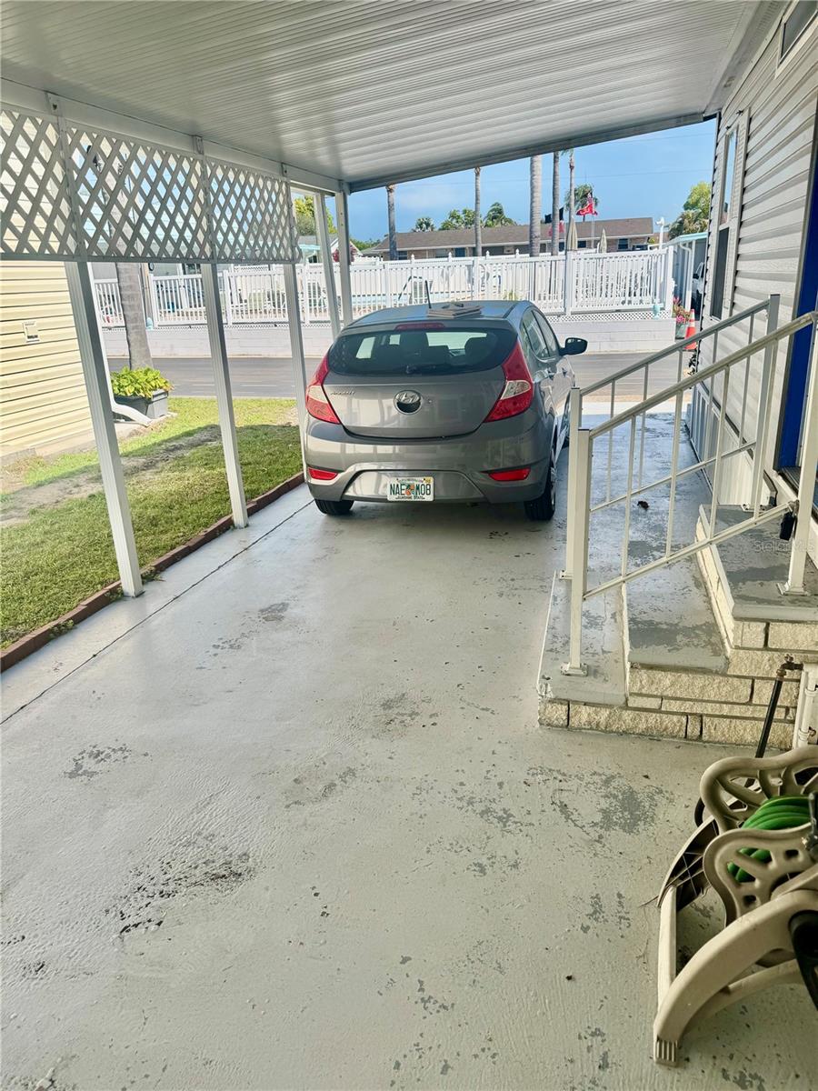 Image 4 of 40 For 11300 124th Avenue 63