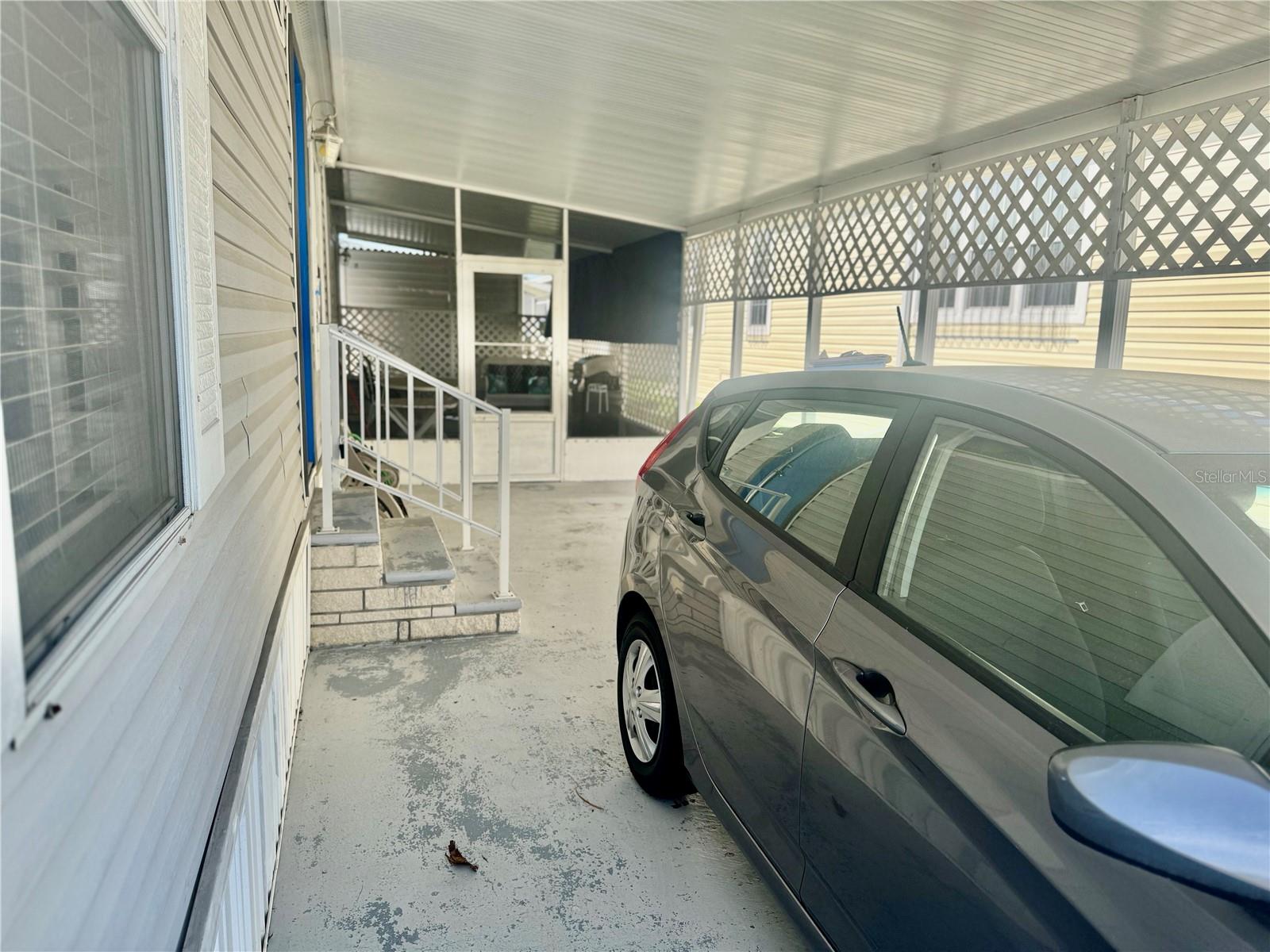 Image 5 of 40 For 11300 124th Avenue 63